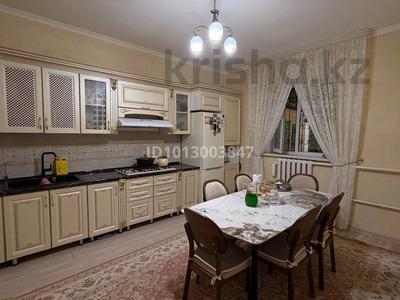 Отдельный дом · 5 комнат · 196 м² · 10 сот., С.Шотыкова 39 — Саяхат за 51 млн ₸ в 