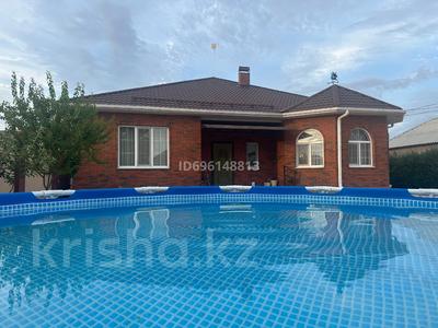 Жеке үй · 6 бөлме · 205 м² · 10 жүзд., Д, бағасы: 55 млн ₸ в Атырау