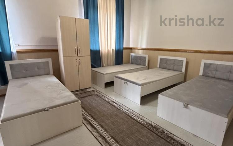 8 бөлме · 500 м², Көктөбе ш/а., Абильхана Кастеева 21 — Богенбай батыра, бағасы: 70 000 ₸ в Алматы, Медеуский р-н — фото 2