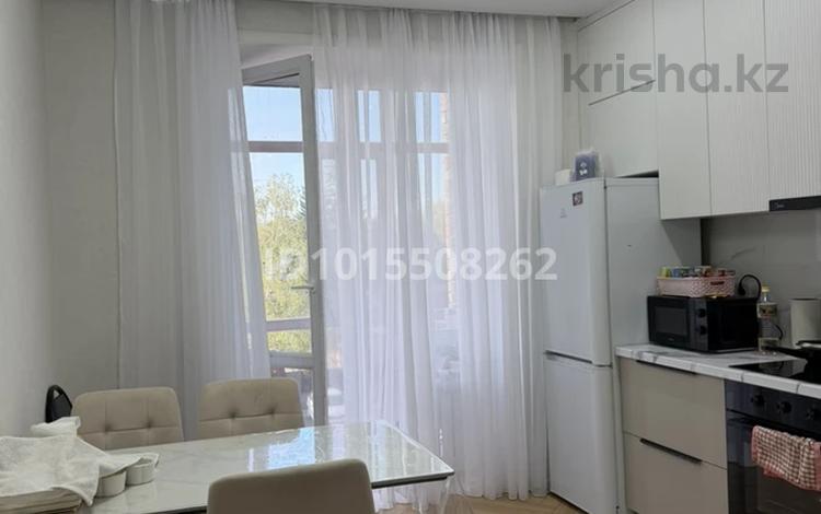 2-бөлмелі пәтер · 64 м² · 2/9 қабат, Ауэзова 78 — Б.Момышулы, бағасы: 250 000 ₸ в Щучинске — фото 2