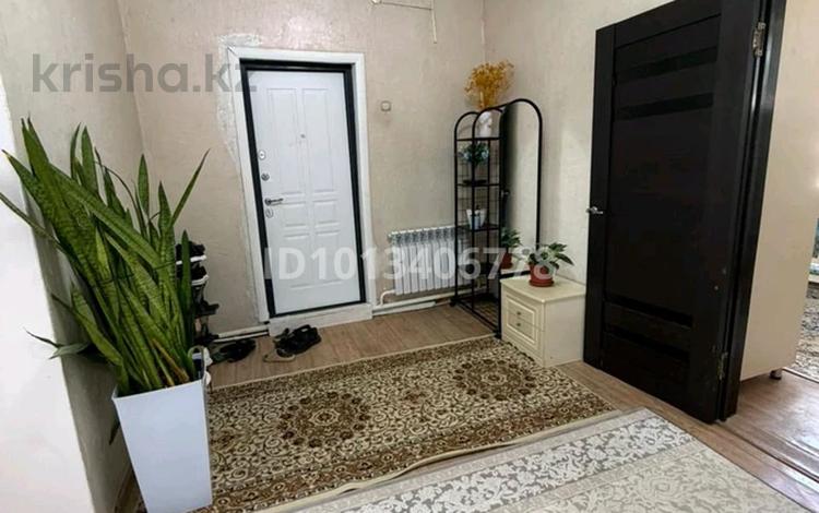 3-комнатная квартира · 125 м² · 2/2 этаж, Жанкожа батыр 82б — 2 поликлиника за 16 млн ₸ в  — фото 2