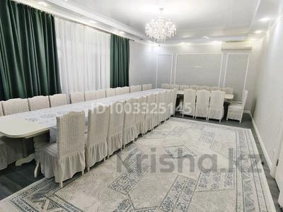 Дом · 4 комнаты · 235 м², Алихан Букейханова 41 за 6 500 〒 в Уральске