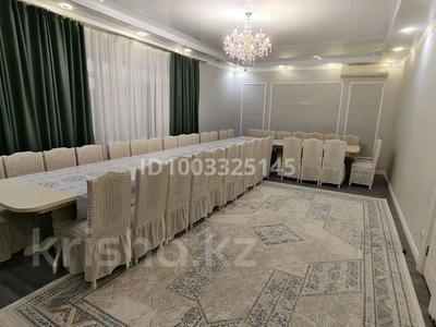 Аренда домов или дач посуточно в Западно-Казахстанской обл.: Дом · 4 комнаты · 235 м², Алихан Букейханова 41 за 6 500 〒 Дом · 4 комнаты · 235 м², Алихан Букейханова 41 за 6 500 〒 в Уральске