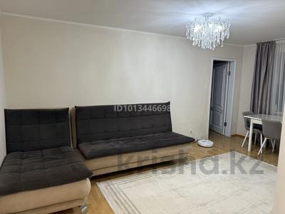 3-комнатная квартира · 62.8 м² · 2/5 этаж, мкр Михайловка , Аманжолова 8 за 30 млн ₸ в Караганде, Казыбек би р-н