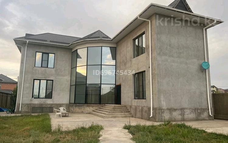 Отдельный дом · 6 комнат · 260 м² · 9 сот., мкр Нуртас — улица Акберды, около Nuray за 120 млн ₸ в Шымкенте, Каратауский р-н — фото 2