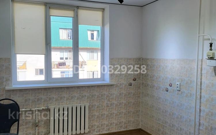 1-бөлмелі пәтер · 38 м² · 3/5 қабат, мкр Нурсая, Нурсая 3дом 3 этаж 3, бағасы: 14.8 млн ₸ в Атырау — фото 2
