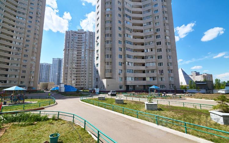 2-бөлмелі пәтер · 70.8 м² · 12/23 қабат, Нажимеденова 10/4, бағасы: 31.6 млн ₸ в Астане, Сарайшык р-н — фото 2