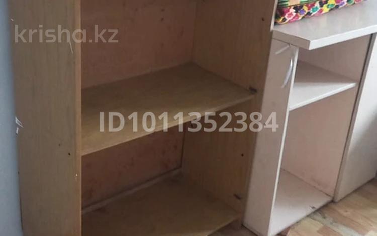 1 бөлме · 17 м² · 1/2 қабат, Медеу — Район старого вокзала, маг Арман, бағасы: 45 000 ₸ в Астане, Сарыарка р-н — фото 2