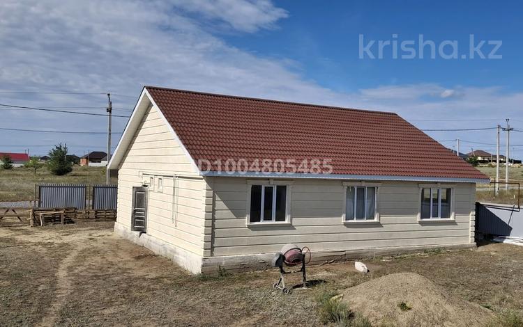 Отдельный дом · 4 комнаты · 150 м² · 10 сот., Сазда-3, Байкадам 762 — Возле новой школы за 32 млн 〒 в Актобе — фото 4