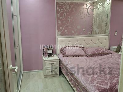 4-бөлмелі пәтер · 80 м² · 2/9 қабат, Ул. Сатпаева — Возле академии Д.Нурпейсовой, бағасы: 300 000 ₸ в Атырау