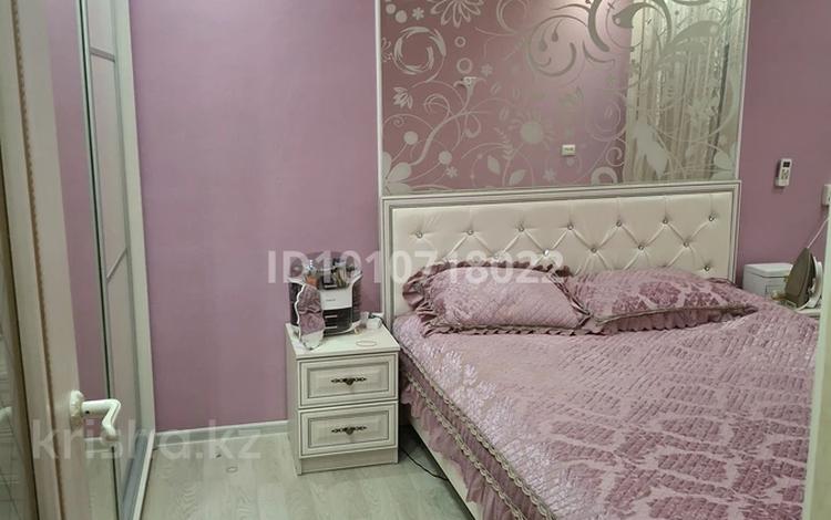 4-бөлмелі пәтер · 80 м² · 2/9 қабат, Ул. Сатпаева — Возле академии Д.Нурпейсовой, бағасы: 300 000 ₸ в Атырау — фото 2