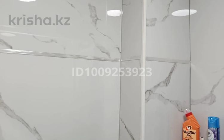 1-бөлмелі пәтер · 30 м² · 3/5 қабат, Майкудук, 15й микрорайон, бағасы: 12 млн ₸ в Караганде, Алихана Бокейханова р-н — фото 2