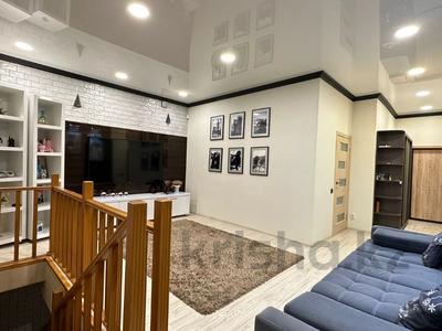 5-комнатная квартира · 160 м² · 1/3 этаж, Алтын Арка 17 за 60 млн ₸ в Караганде, Казыбек би р-н