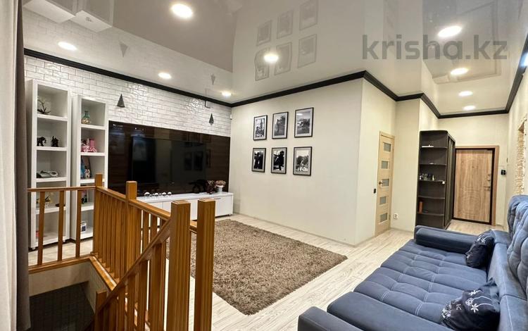 5-бөлмелі пәтер · 160 м² · 1/3 қабат, Алтын Арка 17, бағасы: 60 млн ₸ в Караганде, Казыбек би р-н — фото 2
