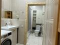 5-бөлмелі пәтер · 160 м² · 1/3 қабат, Алтын Арка 17, бағасы: 60 млн ₸ в Караганде, Казыбек би р-н — фото 8