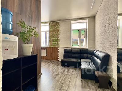 Свободное назначение · 427 м² за 103 млн ₸ в Караганде, Казыбек би р-н