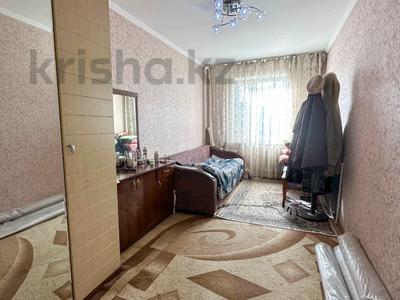 3-бөлмелі пәтер · 59 м² · 4/5 қабат, Самал 10, бағасы: 18 млн ₸ в Талдыкоргане