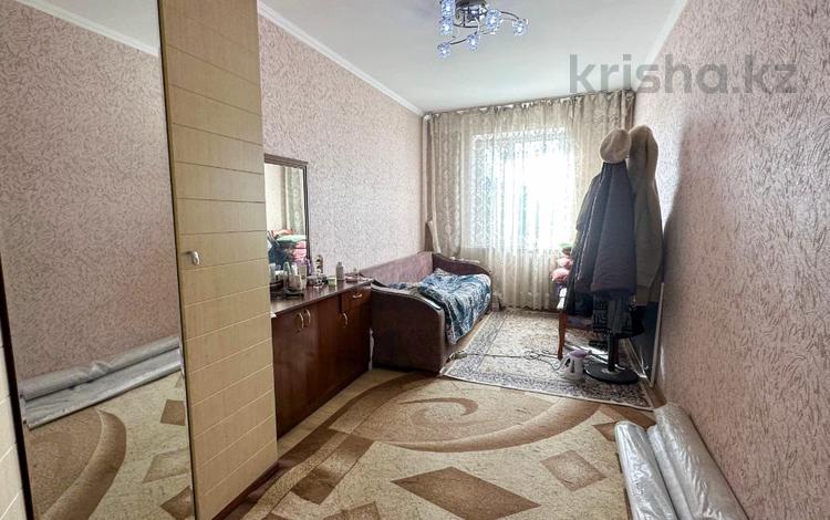 3-бөлмелі пәтер · 59 м² · 4/5 қабат, Самал 10, бағасы: 18 млн ₸ в Талдыкоргане — фото 2