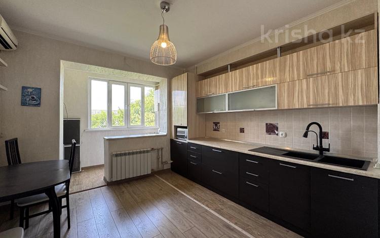 1-бөлмелі пәтер · 40 м² · 2/5 қабат, мкр Аксай-3А 41 — Момышулы, бағасы: 250 000 ₸ в Алматы, Ауэзовский р-н — фото 2