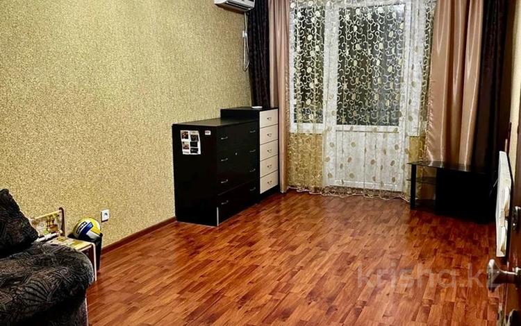 3-бөлмелі пәтер, 70 м², 5/5 қабат, 12-й мкр 69, бағасы: 16 млн 〒 в Актау, 12-й мкр — фото 2