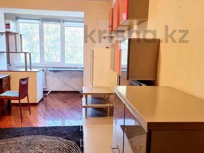 2-бөлмелі пәтер · 50 м² · 4/5 қабат, Таугүл ш/а., Мустай Карима — Саина Жандосова, бағасы: 18 000 ₸ в Алматы, Ауэзовский р-н