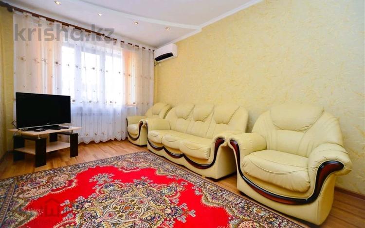 1-бөлмелі пәтер, 50 м², 4/7 қабат тәулігіне, мкр 5, Молдагулова 13 — Ибатова, бағасы: 15 000 〒 в Актобе, мкр 5 — фото 13