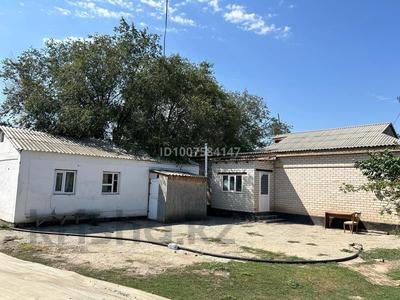 Отдельный дом · 6 комнат · 182 м² · 20 сот., мкр Ракуша, Бокашева 88а за 28.5 млн ₸ в Атырау