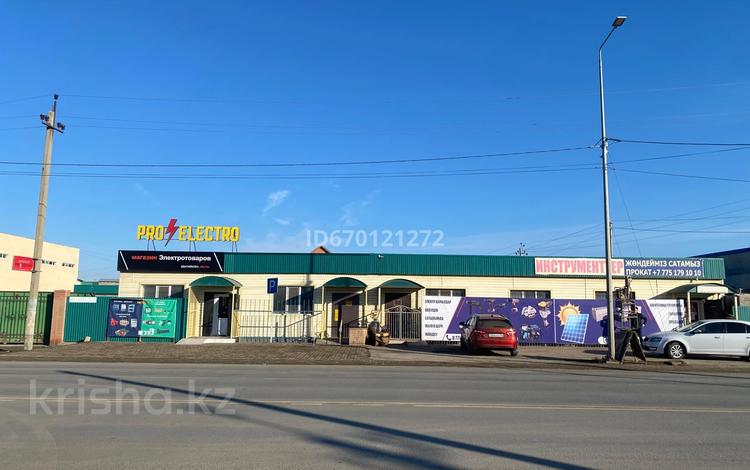 Дүкендер мен бутиктер · 120 м², бағасы: 300 000 ₸ в Атырау, мкр СМП 163 — фото 6