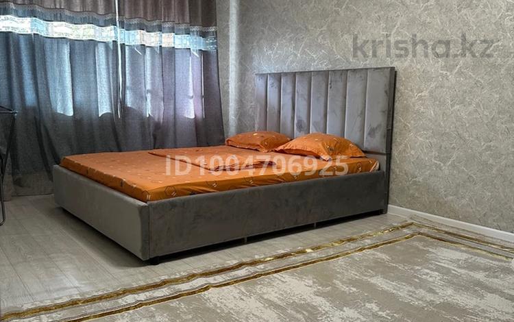 1-комнатная квартира · 36 м² · 2/5 этаж, Абая 44 за 12 000 ₸ в Сатпаев — фото 2