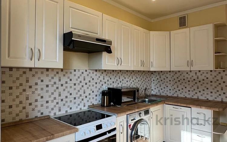 3-комнатная квартира · 65 м² · 4/9 этаж, мкр Жетысу-1 47 за 49 млн ₸ в Алматы, Ауэзовский р-н — фото 2