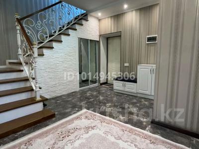 Жеке үй · 6 бөлме · 280 м² · 8 жүзд., Қожабекова 26 — Жанұя кафесінің артында .Тупиковая коше, бағасы: 70 млн ₸ в Коксай (пути Ильича)