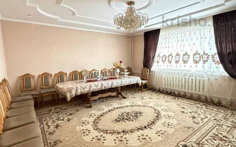Отдельный дом · 8 комнат · 460 м² · 8 сот., Датулы 102 за 92 млн ₸ в Таразе — фото 10