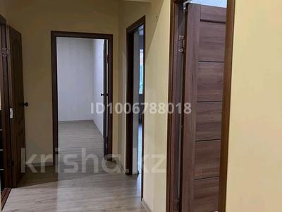 3-комнатная квартира · 100 м² · 5/5 этаж, мкр Астана 18 за 30.9 млн 〒 в Уральске