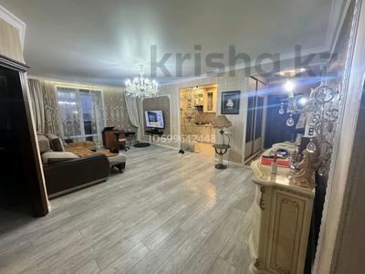 3-бөлмелі пәтер · 87.5 м² · 8/9 қабат, Назарбаева, бағасы: 46 млн ₸ в Петропавловске