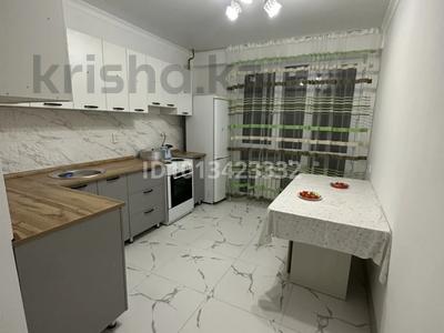 2-бөлмелі пәтер · 76 м² · 6/10 қабат, Алтын орда 6/7, бағасы: 250 000 ₸ в Алматы, Наурызбайский р-н
