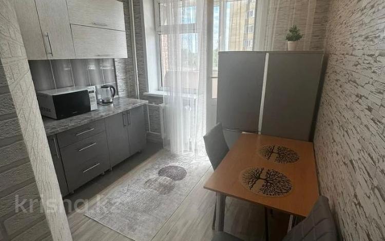 1-комнатная квартира, 34 м², 3/10 этаж, Тлендиева 44/1