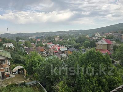 Отдельный дом · 10 комнат · 627 м² · 12.5 сот., мкр Горный Гигант, Оспанова за 280 млн ₸ в Алматы, Медеуский р-н