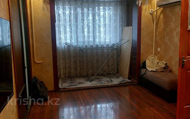 4-комнатная квартира · 74 м² · 1/5 этаж, 18 микр б/н — Угол Адырбекова Рыскулова за 25.5 млн ₸ в Шымкенте — фото 2