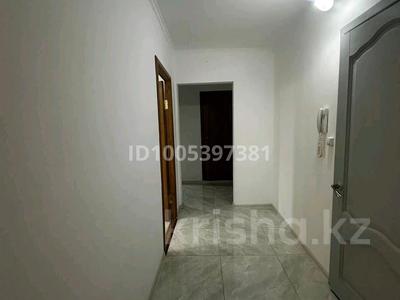 2-комнатная квартира · 51 м² · 3/9 этаж, мкр 12 — Супермаркет Дина, 51 школа за 150 000 〒 в Актобе