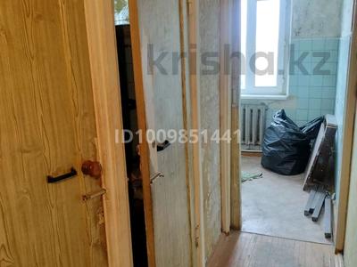 3-комнатная квартира · 48 м² · 5/5 этаж, 7 микрорайон 34 — Находится возле магазина "Айнур" за 7 млн 〒 в Темиртау