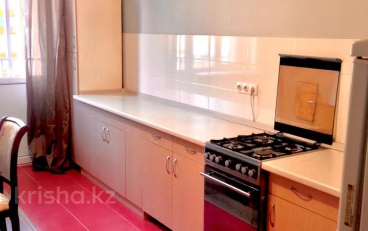 2-комнатная квартира · 55 м² · 3/5 этаж, мкр Думан-2 25 за 260 000 ₸ в Алматы, Медеуский р-н — фото 2