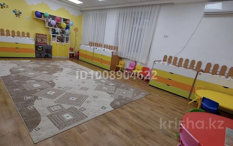 Свободное назначение, офисы, общепит, салоны красоты, образование · 1850 м² за 350 млн ₸ в Рудном — фото 2