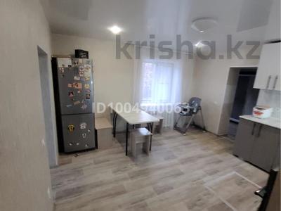 Отдельный дом · 3 комнаты · 80 м² · 20 сот., Суворова 15 за 17.5 млн 〒 в Усть-Каменогорске, Ульбинский