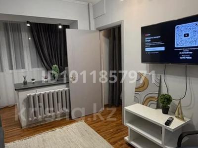 2-бөлмелі пәтер · 45 м² · 1/5 қабат, Карасай батыра 189, бағасы: 2 500 ₸ в Алматы, Алмалинский р-н