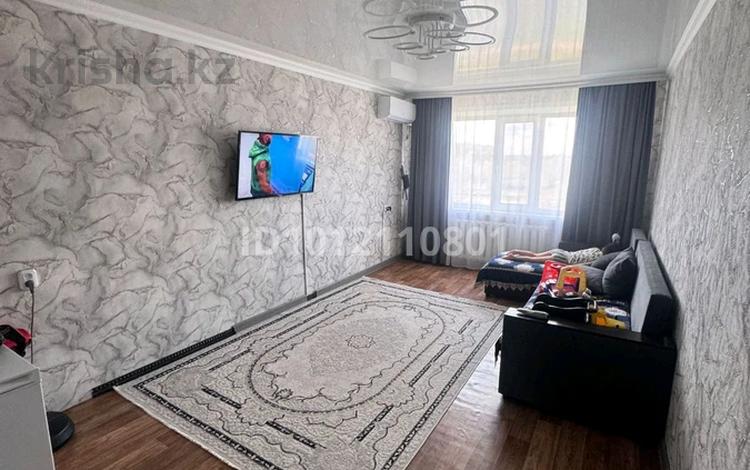 2-бөлмелі пәтер · 48 м² · 3/5 қабат, 15-й мкр. 24, бағасы: 12 млн ₸ в Караганде — фото 2