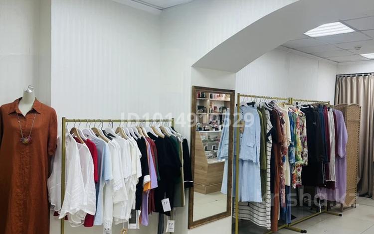 Магазины и бутики · 15 м² за 300 000 ₸ в Астане, Есильский р-н — фото 2
