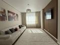 2-комнатная квартира · 70 м² · 5/16 этаж, Ракымжан Кошкарбаев 54/1 за 450 000 ₸ в Астане, Сарайшык р-н — фото 2