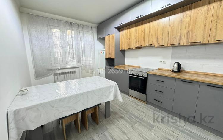 1-бөлмелі пәтер · 42 м² · 5/12 қабат, мкр Дарабоз 41, бағасы: 14 000 ₸ в Алматы, Алатауский р-н — фото 2