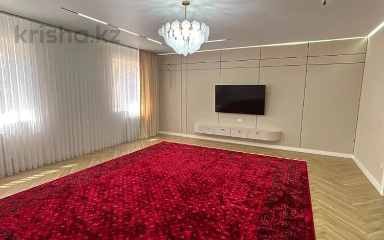 3-комнатная квартира · 131 м² · 4/8 этаж, 41-й мкр 5 за 64 млн ₸ в Актау — фото 3