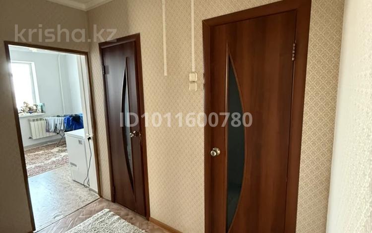 3-бөлмелі пәтер · 62.5 м² · 9/9 қабат, мкр Астана, Ларина 8/1 — Район авто парк променад Сары арка 2, бағасы: 21 млн ₸ в Уральске — фото 2